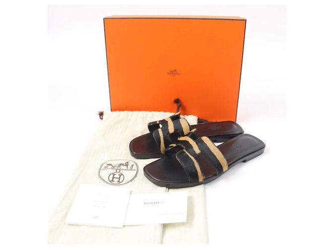 Sandali in pelle Harako Oran di Hermès Nero - vista 2