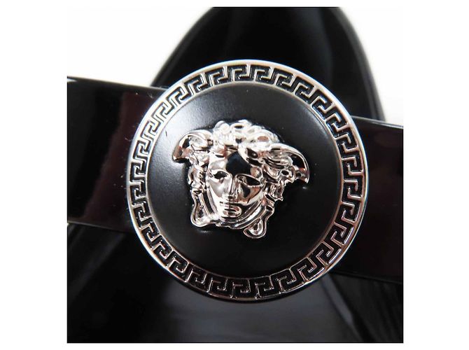 Lackleder-Pumps mit Jumbo-Band von Versace Schwarz - Ansicht 8