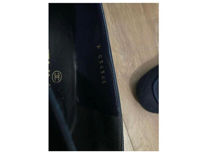Mocassini Chanel in tessuto blu navy con logo CC in perle Taglia 41 - vista 6