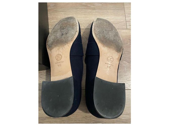 Mocassini Chanel in tessuto blu navy con logo CC in perle Taglia 41 - vista 8