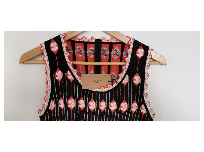 Alaïa Kleid Schwarz Weiß Rot Gemustert mit Muschelsaum Größe 38 - Ansicht 6