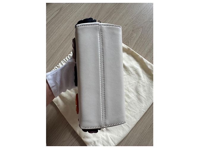 Borsa a mano Fendi By The Way in pelle bianca Bianco - vista 3