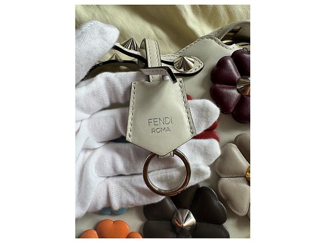 Borsa a mano Fendi By The Way in pelle bianca Bianco - vista 7