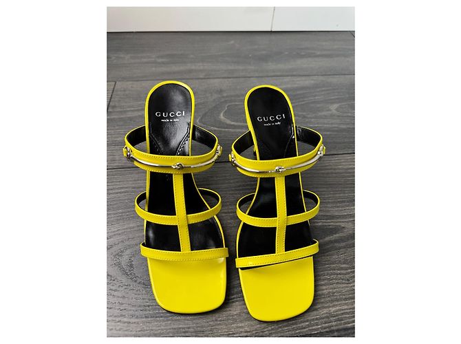 Marmont Gucci gelbe Gladiatorensandalen - Ansicht 4