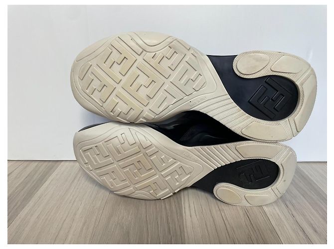 Fendi Sneaker Schwarz Synthetik - Ansicht 6