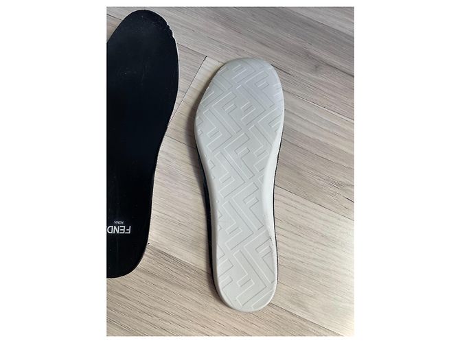 Fendi Sneaker Schwarz Synthetik - Ansicht 9