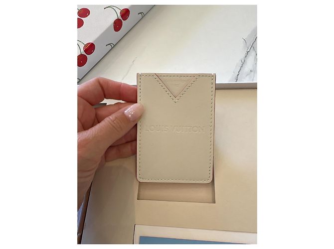 Conjunto de presente Louis Vuitton Fora de branco - vista 3
