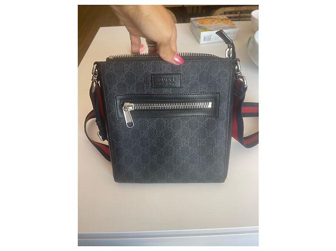 Borsa a tracolla Gucci in pelle nera Nero - vista 3
