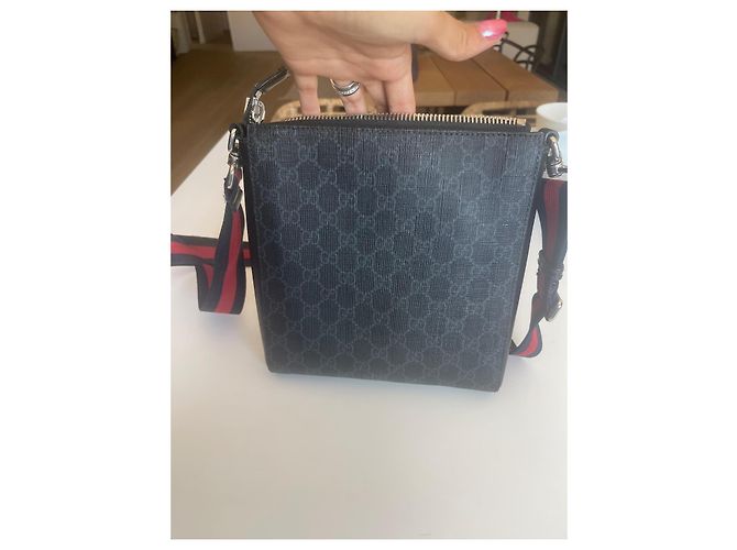 Borsa a tracolla Gucci in pelle nera Nero - vista 4