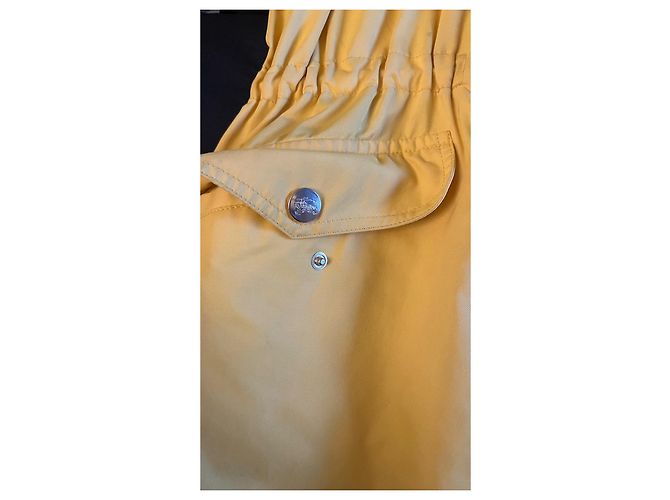 Gabardina Burberry amarilla Amarillo - vista 12