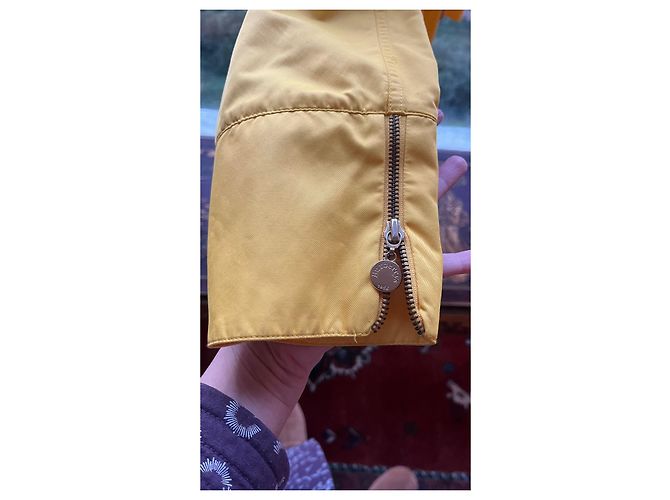 Gabardina Burberry amarilla Amarillo - vista 14