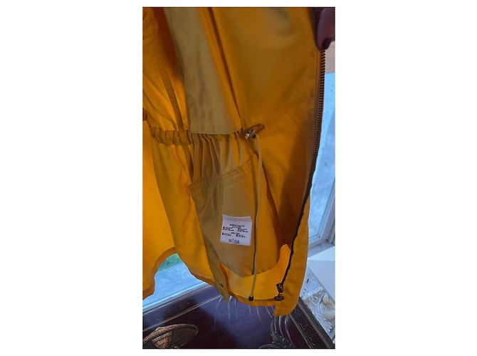 Gabardina Burberry amarilla Amarillo - vista 21