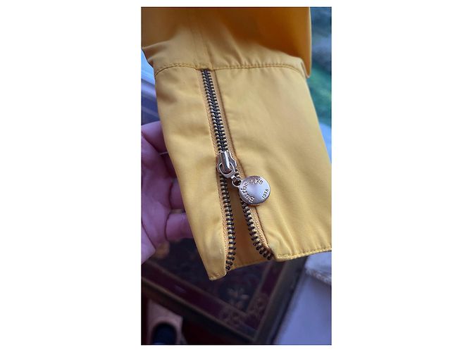 Gabardina Burberry amarilla Amarillo - vista 8
