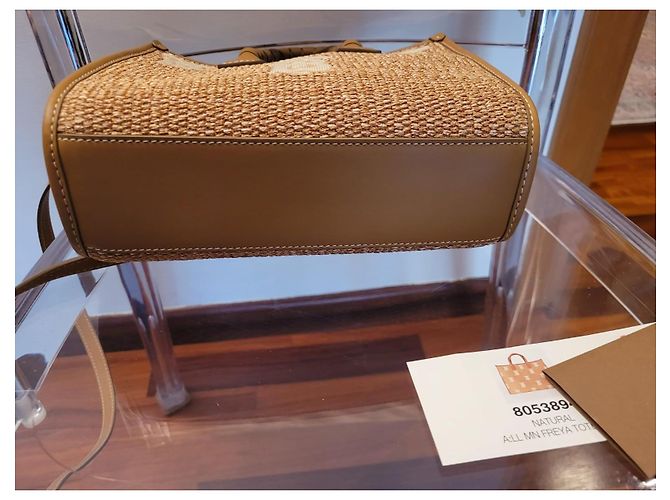 Burberry Borsa tote Freya mini Beige - vista 6