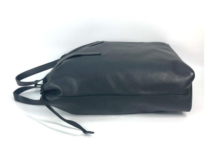 Borsa a Spalla Cabalite Taiga Louis Vuitton Nero Bianco - vista 5