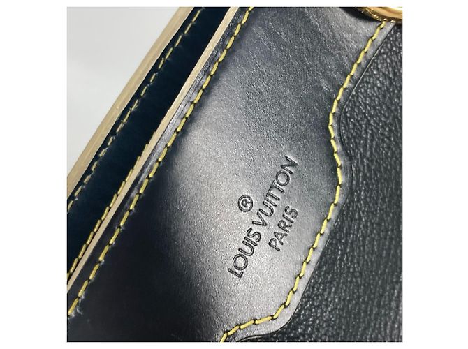 Borsa a Spalla Suhali Studded Radiu di Louis Vuitton Nero - vista 12