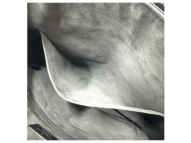 Sac à main Greenwich M94476 de Louis Vuitton Noir - vue 13