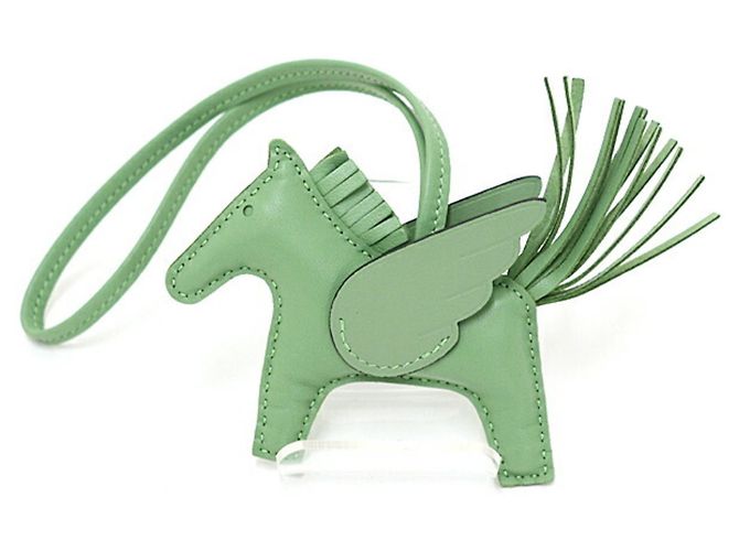 Charm per borsa Hermès Rodeo Pegasus PM Verde Verde chiaro - vista 5