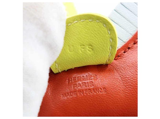 Charm Rodeo PM de Hermès Roja Dorado - vista 5