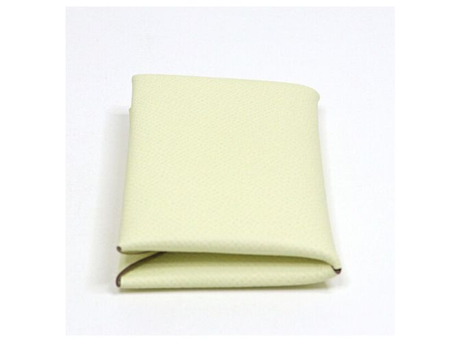 Monedero de cuero Epsom de Hermès en Amarillo - vista 3