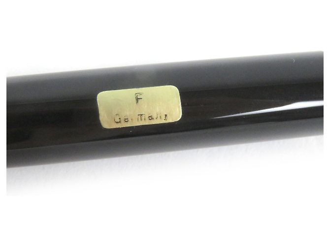 Pluma Montblanc Meisterstück 14K Negro - vista 7
