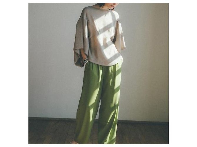 Autre Marque TOP CORTO A MANICHE QUADRATE CLANE in misto rayon Beige - vista 3