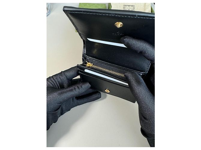 Portafoglio per Donne Gucci Matelassé GG Nero Oro Piccolo - vista 10