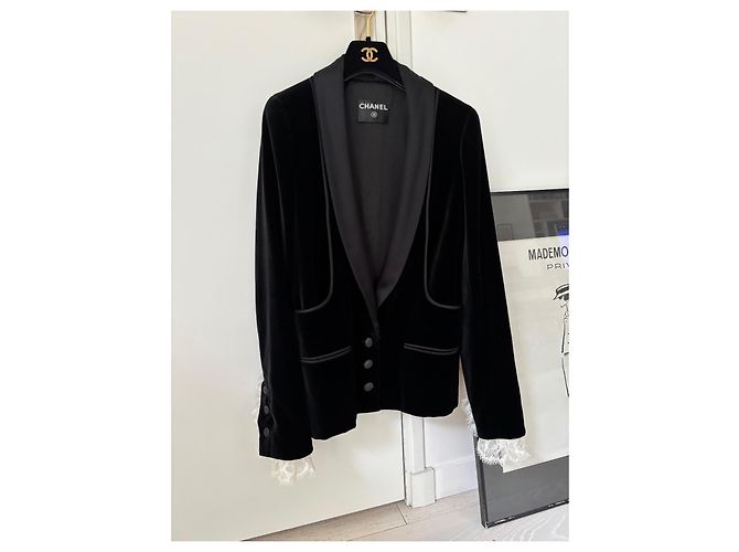 La piccola giacca nera Chanel Nero - vista 10