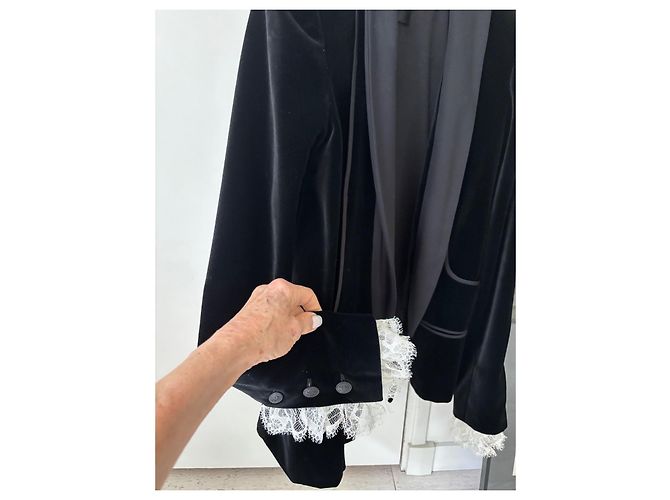 La piccola giacca nera Chanel Nero - vista 8