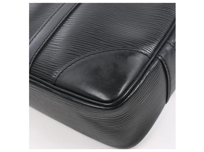 Borsa a mano lunga Epi Vivienne Louis Vuitton in nero M59112 - vista 14