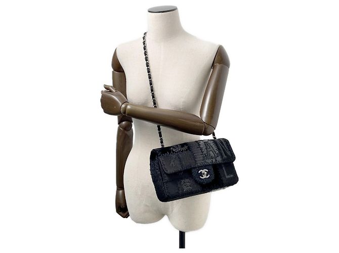 Borsa a spalla in tweed nero Chanel - vista 5