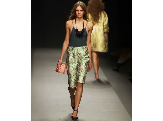 Prada Abendkleid, Modell Baroque Pastel SS2003. Grün - Ansicht 3