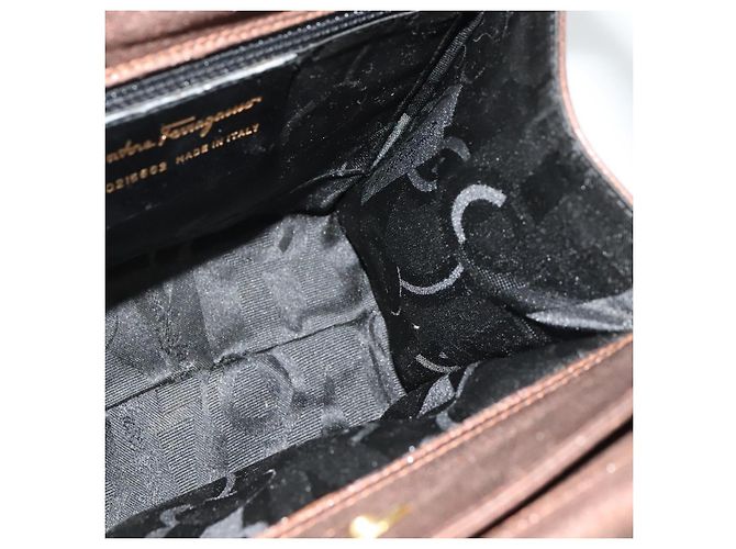 Borsa a mano Gancini in pelle 2 in 1 bronzo oro Auth BA4340 di Salvatore Ferragamo - vista 21