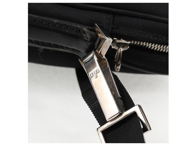 Borsa a Spalla GUCCI Nylon Nero Argento 73955 Auth bs28449 - vista 17