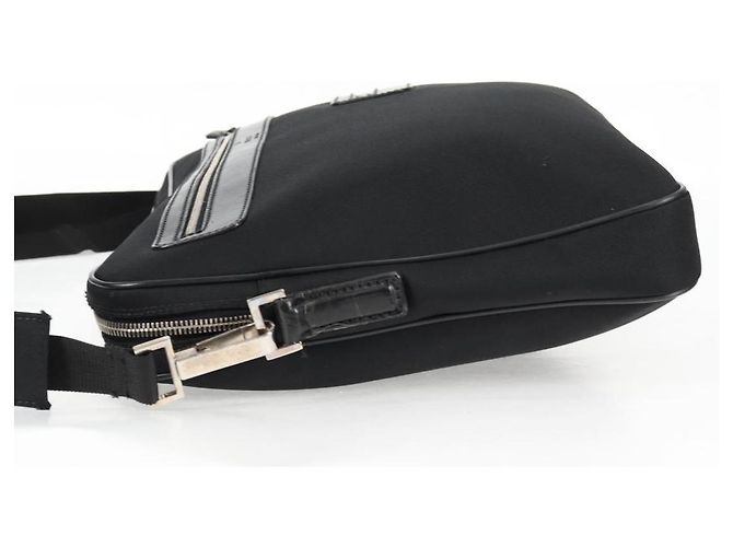 Borsa a Spalla GUCCI Nylon Nero Argento 73955 Auth bs28449 - vista 4