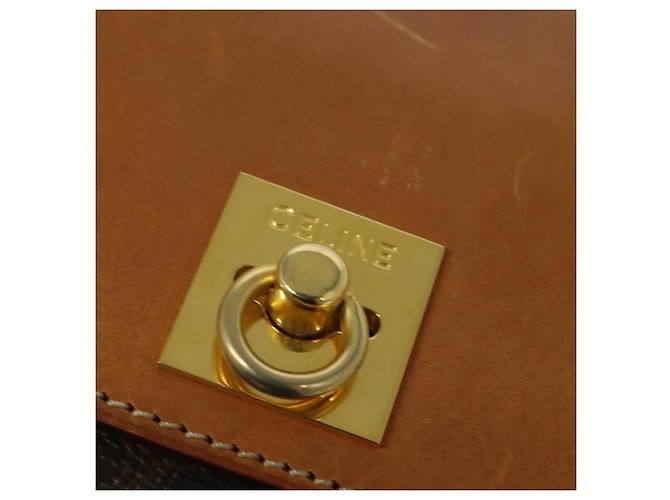 Céline Borsa a Spalla in Tela Macadam CELINE in Pelle PVC Marrone Oro Auth 129705 D'oro - vista 18
