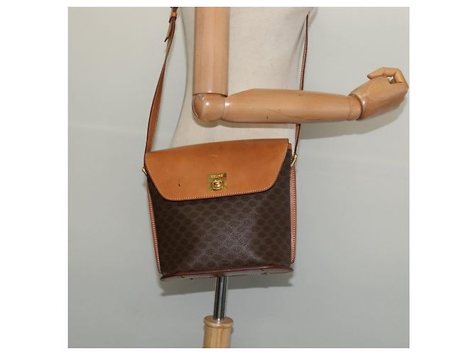 Céline Borsa a Spalla in Tela Macadam CELINE in Pelle PVC Marrone Oro Auth 129705 D'oro - vista 23