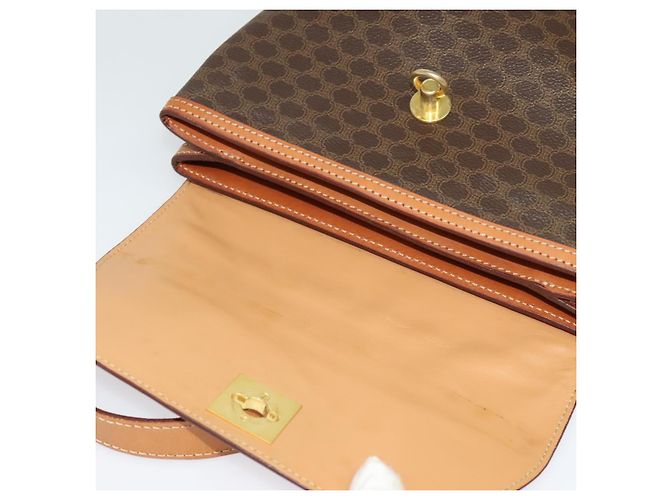 Céline Borsa a Spalla in Tela Macadam CELINE in Pelle PVC Marrone Oro Auth 129705 D'oro - vista 9