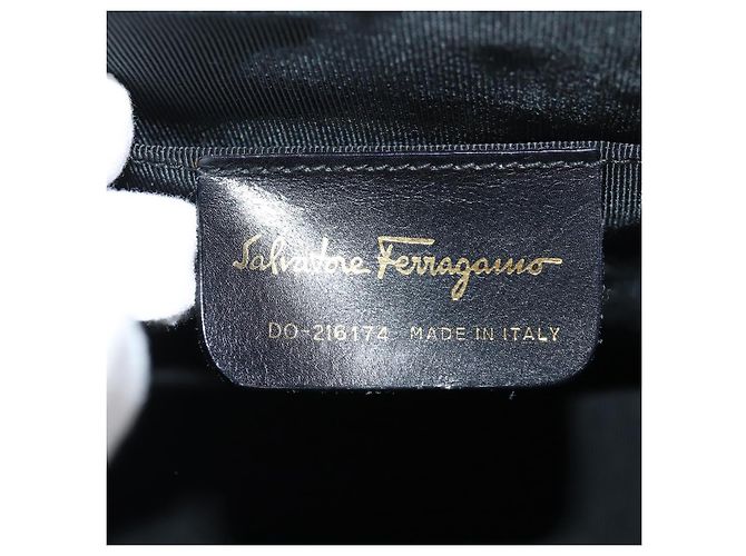 Gancini Handtasche aus Raphia in Weiß und Gold Auth 136858V von Salvatore Ferragamo Golden - Ansicht 11