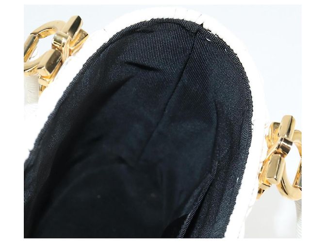 Gancini Handtasche aus Raphia in Weiß und Gold Auth 136858V von Salvatore Ferragamo Golden - Ansicht 22