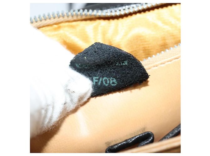 Céline Borsa a Spalla CELINE in Pelle Nera Oro Auth 139445 Nero D'oro - vista 22