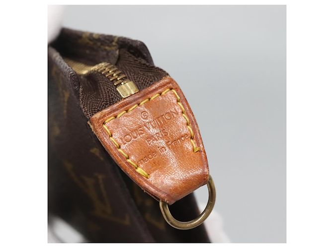 Bucket LOUIS VUITTON Monogramma Secchiello GM Pochette Accessorio LV Auth 138640 - vista 8