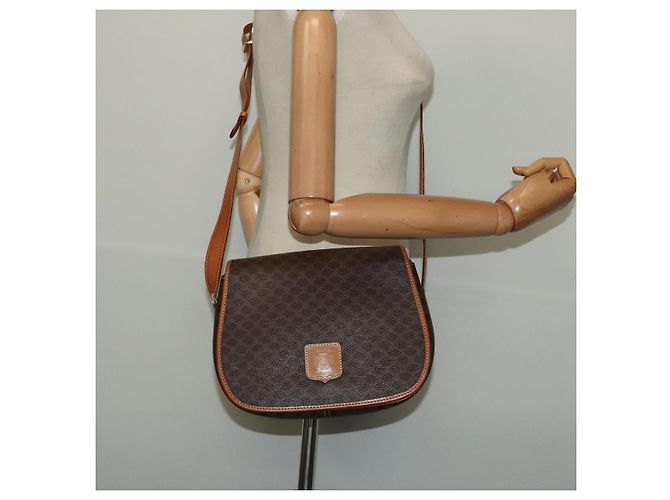 Céline Sac à épaule en toile Macadam CELINE en cuir PVC marron doré Auth 138456 - vue 22