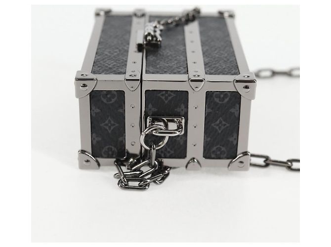 SCATOLA A BAULETTO CUFFIE IN METALLO LOUIS VUITTON M77167 LV Auth 133202SM Nero - vista 4