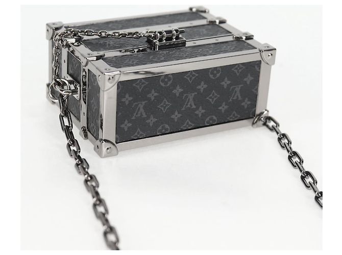 SCATOLA A BAULETTO CUFFIE IN METALLO LOUIS VUITTON M77167 LV Auth 133202SM Nero - vista 6