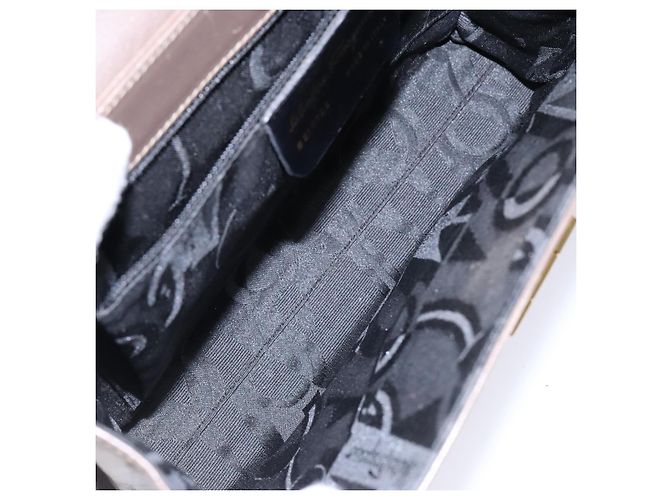 Borsa a Spalla Gancini in Pelle Marrone Argento Auth 135987 di Salvatore Ferragamo - vista 11