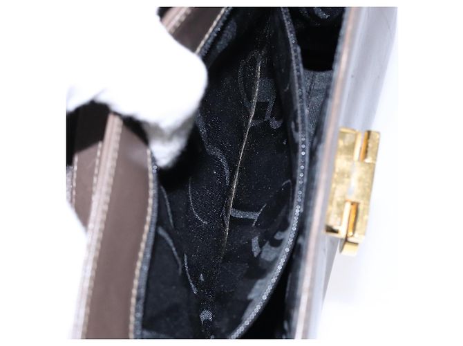 Borsa a Spalla Gancini in Pelle Marrone Argento Auth 135987 di Salvatore Ferragamo - vista 21