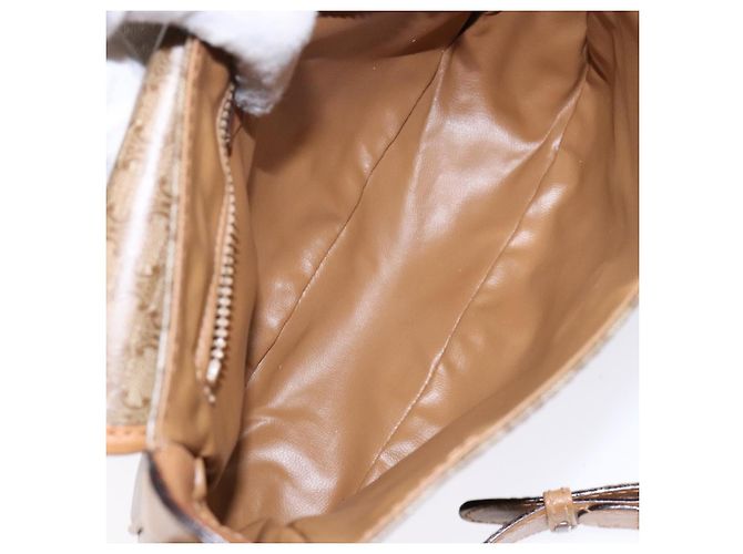 Céline Bolsa de Ombro em Lona Macadam CELINE PVC Bege Ouro Auth 137286 Dourado - vista 18