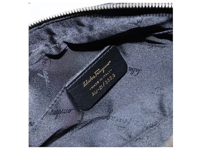 Borsa a Spalla Gancini Salvatore Ferragamo in Tela e Pelle Nera Dorata Auth bs28715 - vista 17