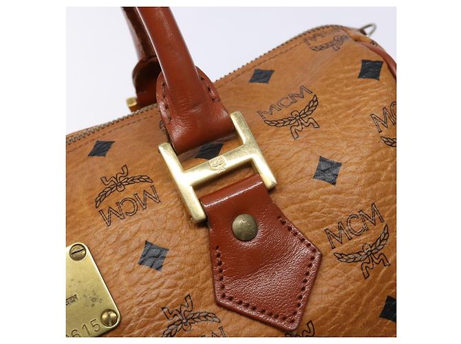 Borsa MCM Logogram Vicetos in pelle PVC marrone e oro Auth 137750 D'oro - vista 15